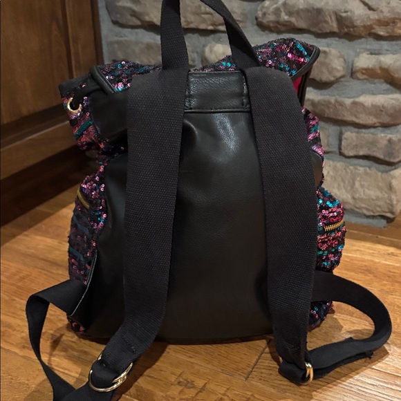NWOT VTG Juicy Couture Black and Pink Sequin Backpack - Picture 5 of 9
